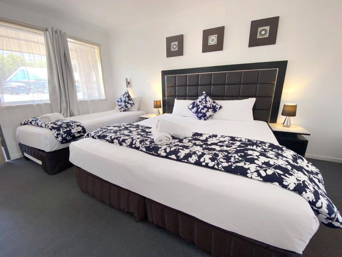 Almond Inn Tamworth Extérieur photo
